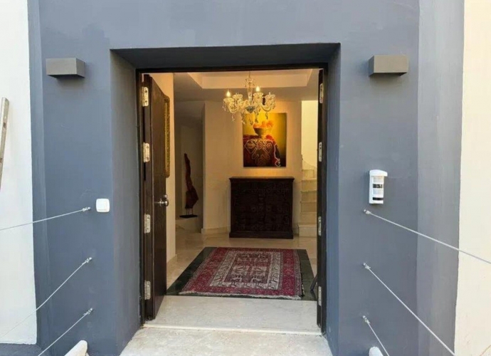 Villa Detached in Elviria - 4