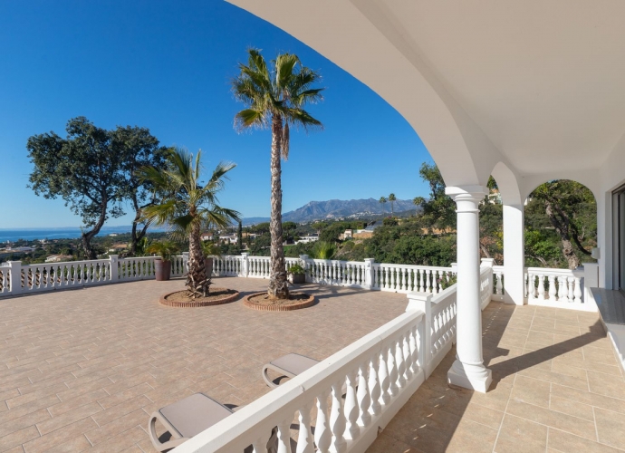 Villa Detached in Elviria - 2