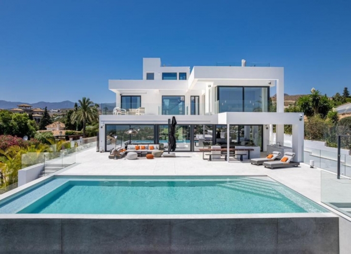 Villa Independiente en New Golden Mile - 1