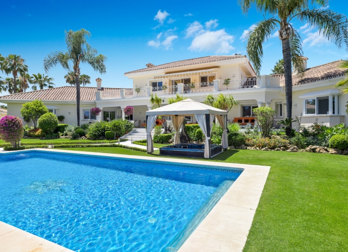 Villa indépendante situé à Nueva Andalucía - 1