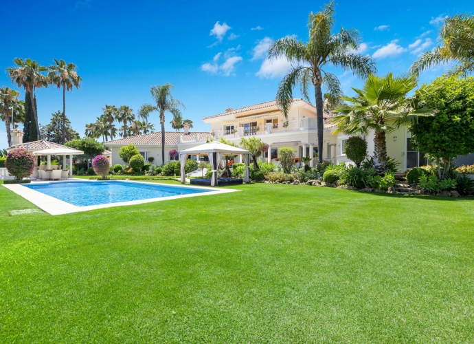 Villa indépendante situé à Nueva Andalucía - 3