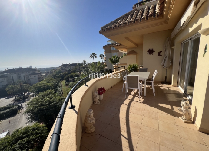 Apartment Middle Floor in Elviria - 2