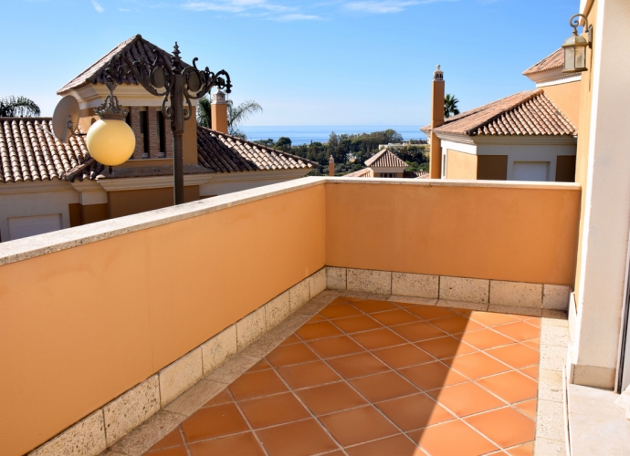 Villa Semi Detached in Santa Clara - 5