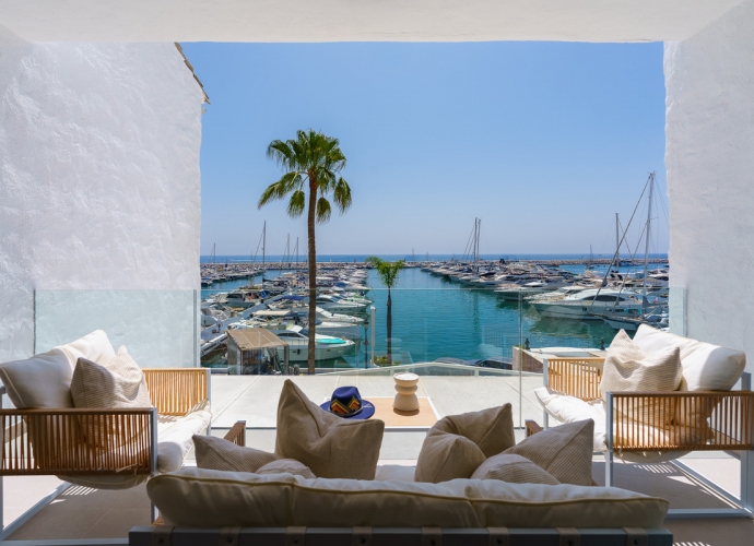 Appartement milieu d’Etage situé à Puerto Banús - 1