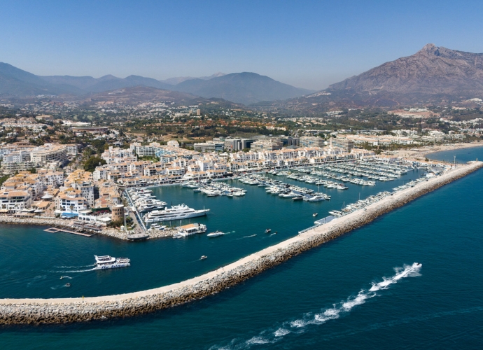 Appartement milieu d’Etage situé à Puerto Banús - 2