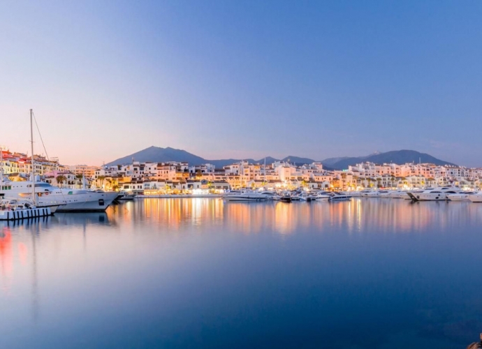 Plot Residential in Puerto Banús - 1