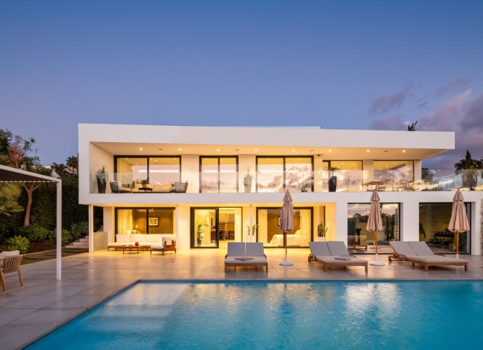 Villa indépendante situé à Nueva Andalucía Villas en Nueva Andalucia  - 1