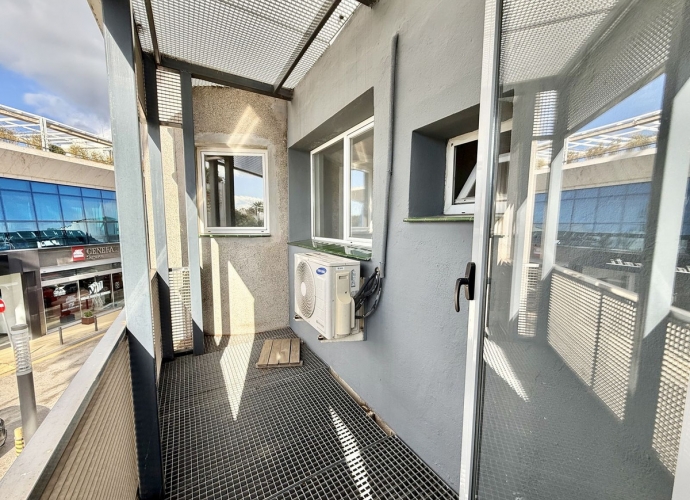 Commercial Office situé à Puerto Banús - 8