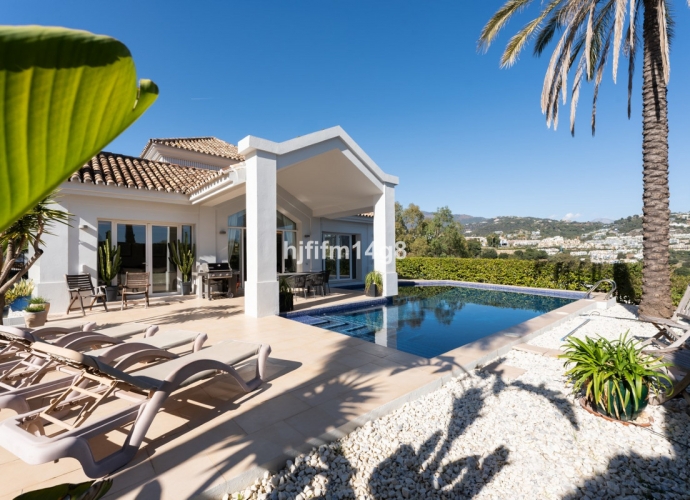 Villa Independiente en Benahavís - 2