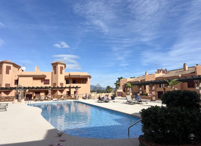 Apartamento Planta Media en Benahavís - 1