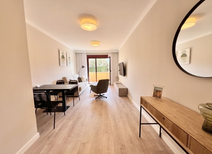 Apartamento Planta Media en Benahavís - 2