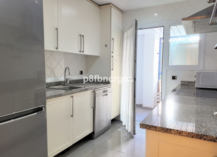 Apartamento Planta Baja en Nagüeles Single Home  - 6