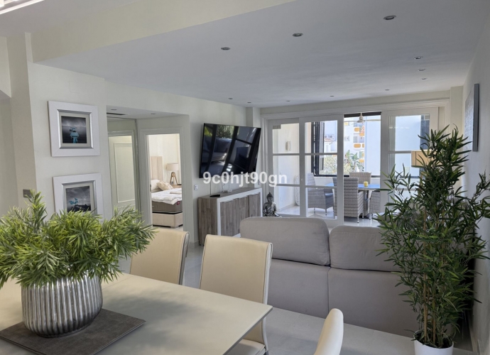 Apartment Middle Floor in Elviria - 3