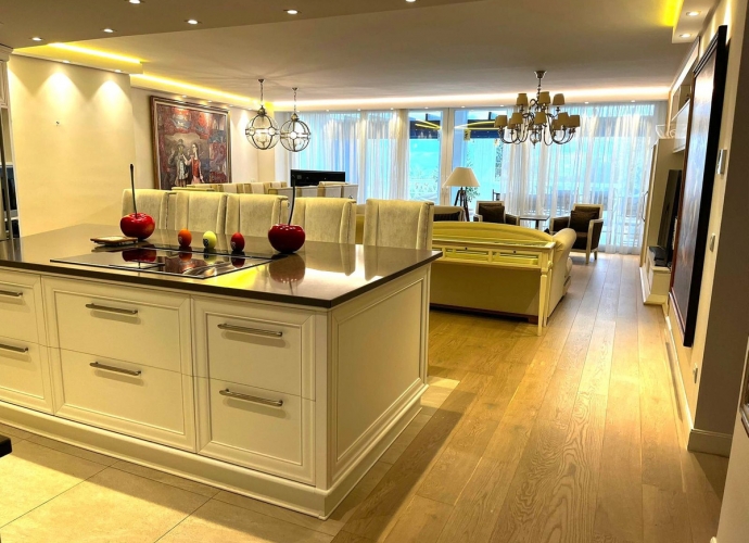 Appartement milieu d’Etage situé à Puerto Banús - 4