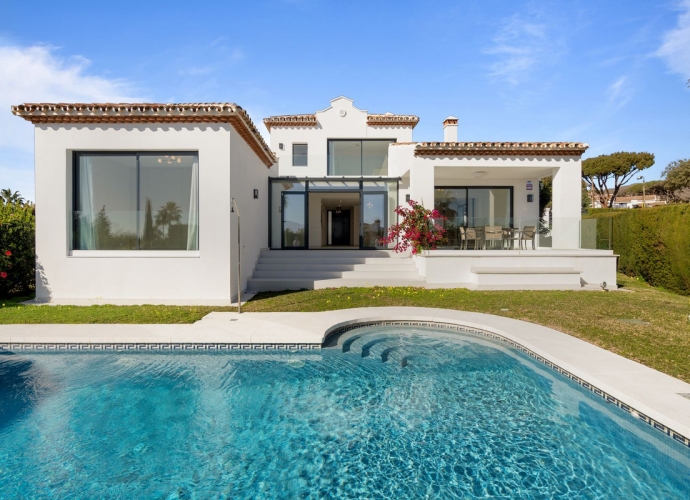 Villa Detached in Elviria - 1