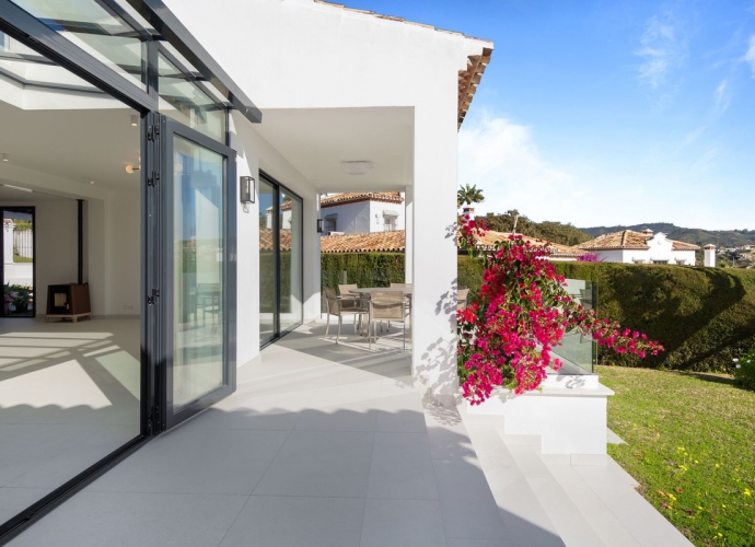 Villa Detached in Elviria - 4