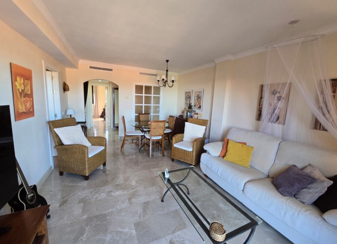 Apartment Penthouse Duplex in Estepona - 1