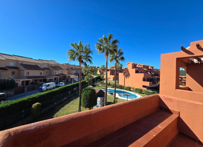 Apartment Penthouse Duplex in Estepona - 2