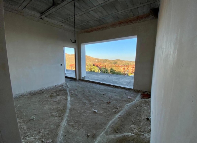 Villa Detached in Las Chapas - 8