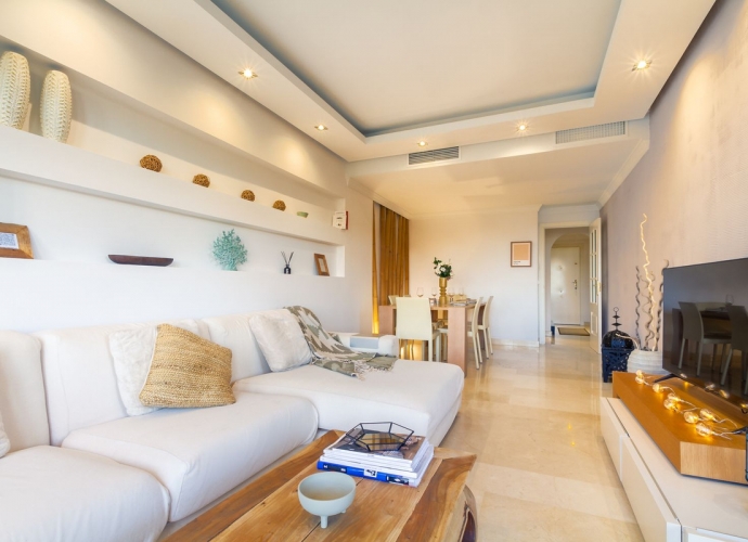 Apartment Middle Floor in Elviria - 2