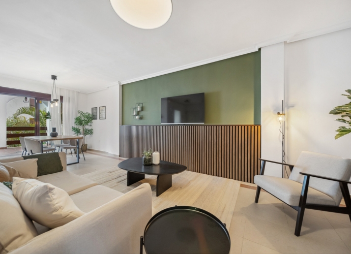Appartement milieu d’Etage situé à Nueva Andalucía La Maestranza  - 6