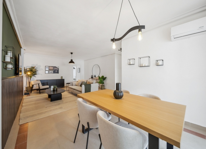 Appartement milieu d’Etage situé à Nueva Andalucía La Maestranza  - 9