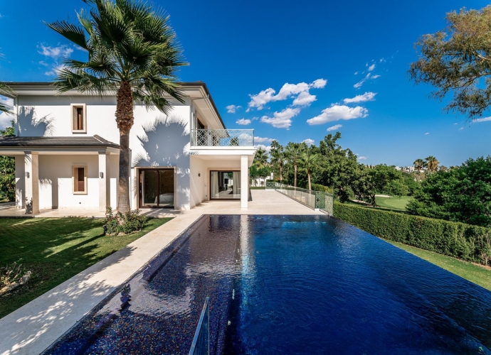 Villa indépendante situé à Nueva Andalucía Villas en Nueva Andalucia  - 1