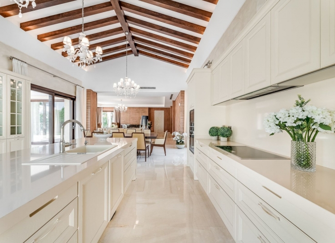 Villa indépendante situé à Nueva Andalucía Villas en Nueva Andalucia  - 4