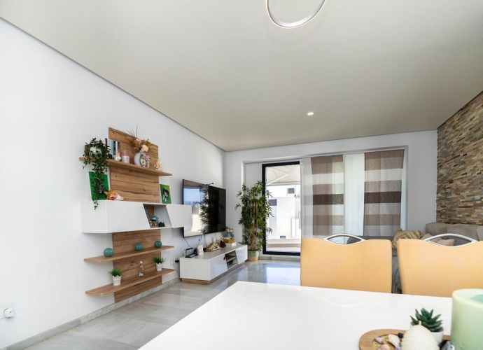 Apartment Middle Floor in Marbella - 4