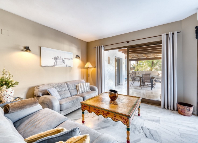 Apartment Middle Floor in Elviria - 6