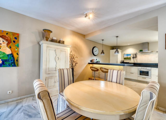 Apartment Middle Floor in Elviria - 9