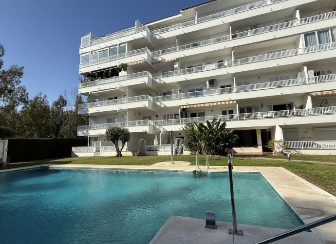 Apartamento Planta Media en Puerto Banús - 2