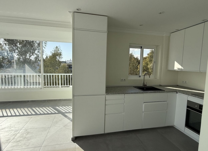 Apartamento Planta Media en Puerto Banús - 10