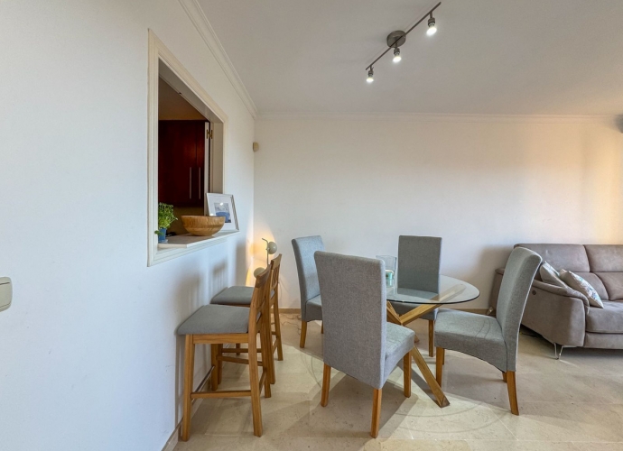 Apartment Middle Floor in Elviria - 9