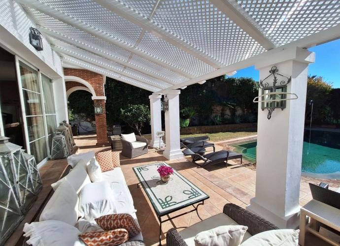 Villa Independiente en Puerto Banús - 3