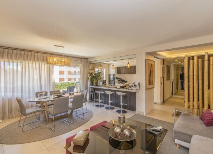 Apartment Middle Floor in Marbella - 1