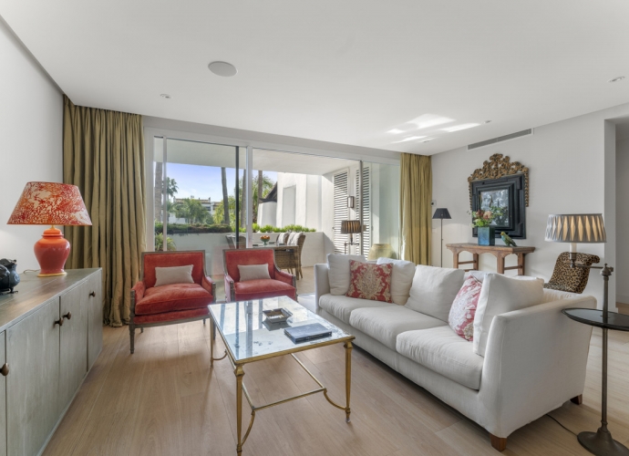 Appartement milieu d’Etage situé à The Golden Mile Marina Puente Romano  - 7