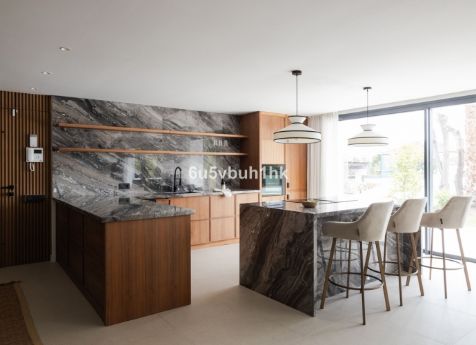 Villa Detached in Marbella - 10
