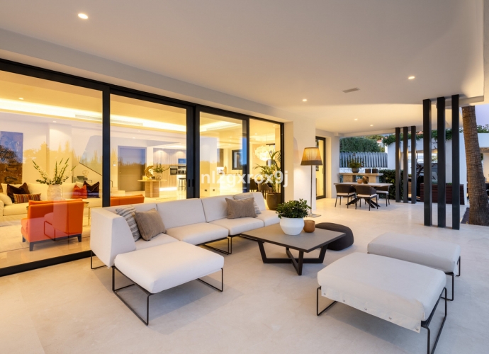 Villa Independiente en The Golden Mile - 8