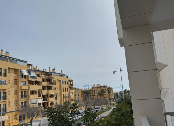 Apartment Middle Floor in San Pedro de Alcántara - 2