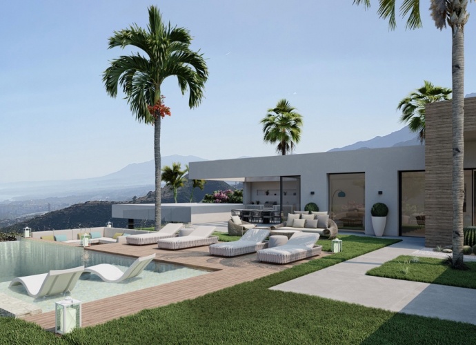 Villa Detached in Los Monteros - 2