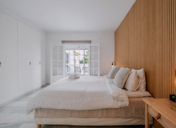 Appartement milieu d’Etage situé à Nueva Andalucía Aldea Blanca  - 7