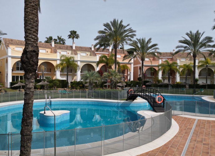 Villa Adosada en Bahía de Marbella - 7