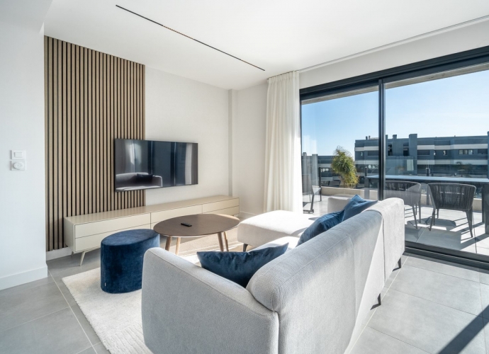 Apartment Middle Floor in New Golden Mile - 8