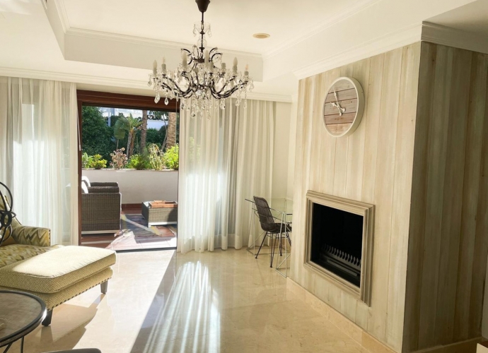 Apartment Ground Floor in The Golden Mile - 4