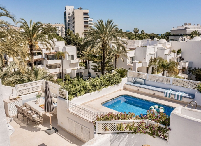 Apartment Penthouse Duplex in Marbella Alhambra del Mar  - 3