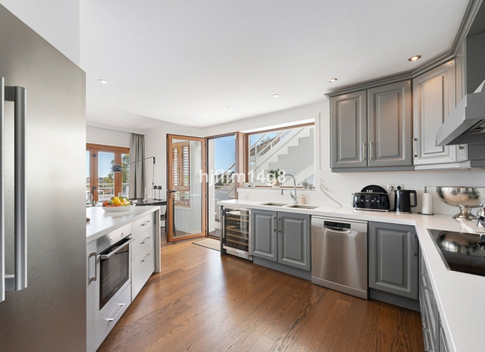 Apartment Penthouse Duplex in Nueva Andalucía - 9