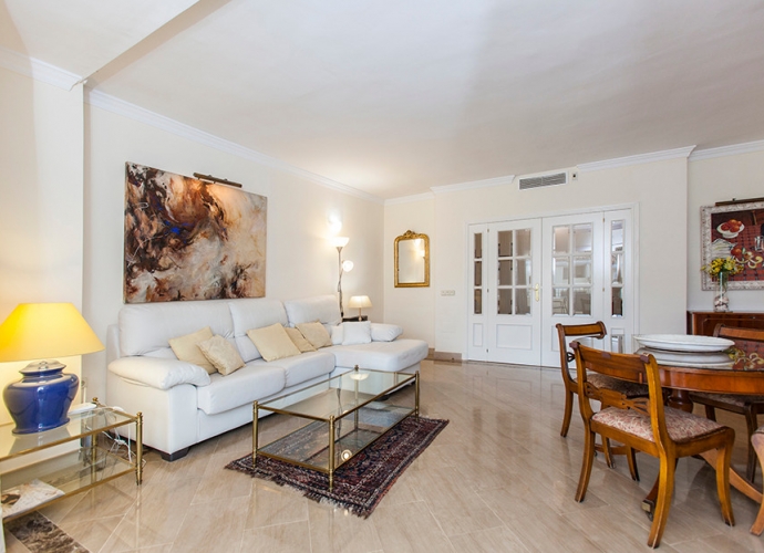 Apartment Middle Floor in Elviria Hacienda Playa  - 7