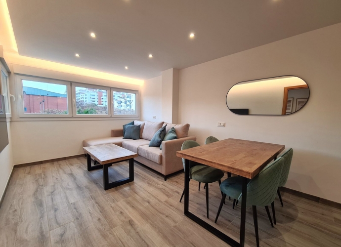 Apartment Middle Floor in Estepona - 1