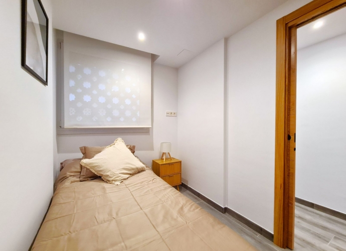 Apartment Middle Floor in Estepona - 5
